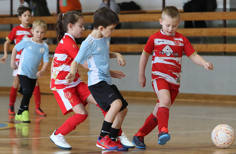 Zawodnicy podczas meczu HLS