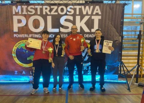 Benchpress Kozy 2024